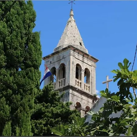 25 De Luxe * Podgora (Split-Dalmatia)